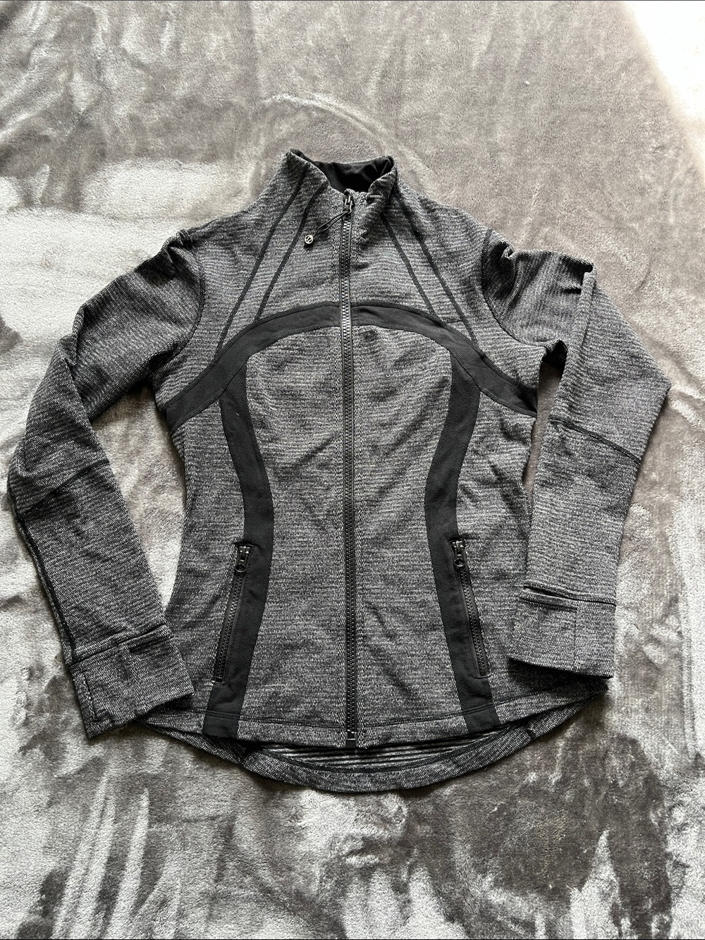 Lululemon Women's Define Jacket in Heathered Grey with Black Accents, Size 8